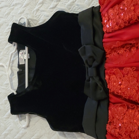 Girls Holiday dress - Picture 2 of 8